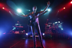 The Pineapple Thief (Credit MarioAyanami17)