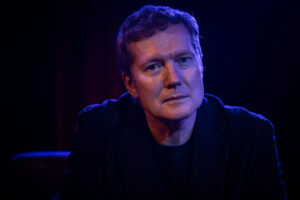 Tim Bowness (photo credit: Leon Barker)