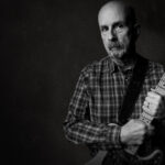 Peter Holsapple (Credit: Bill Reaves)