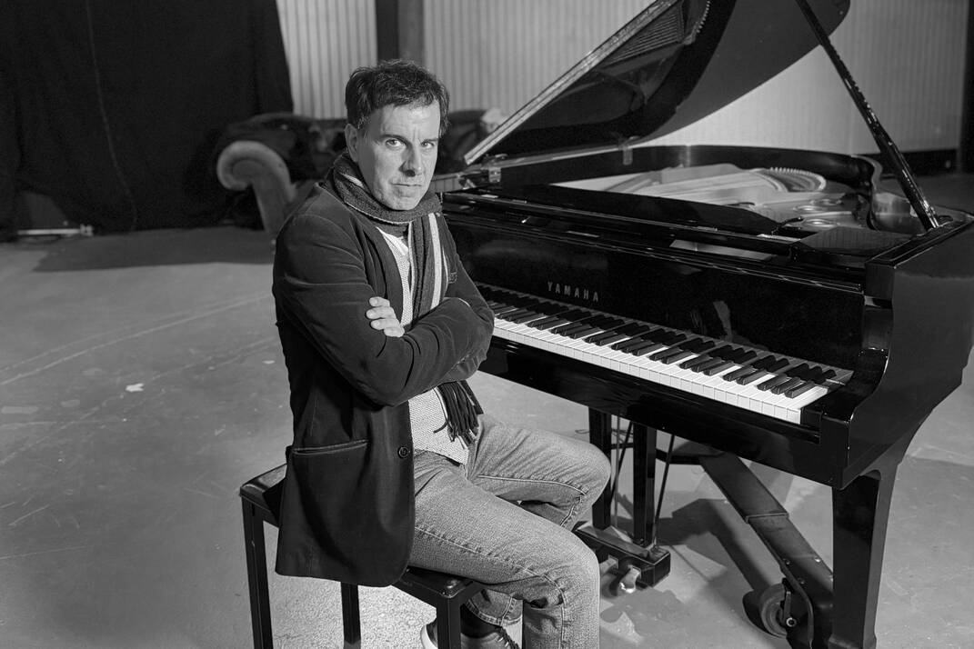 Doug Kistner (press photo)