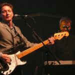 Bruce Foxton performing live with From the Jam at the Glasgow Carling Academy, 2007 (Credit: Brendan Murphy - creative commons)
