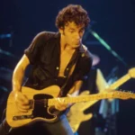 By Carl Lender - Bruce Springsteen at the New Haven Coliseum, CC BY 2.0, https://commons.wikimedia.org/w/index.php?curid=137161168