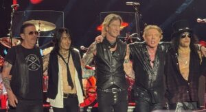 Guns N' Roses at Usce Park, Belgrade in 2025. From left to right: Dizzy Reed, Richard Fortus, Duff McKagan, Axl Rose, Slash, By AxeAdam20 - Own work, CC0, https://commons.wikimedia.org/w/index.php?curid=171742573
