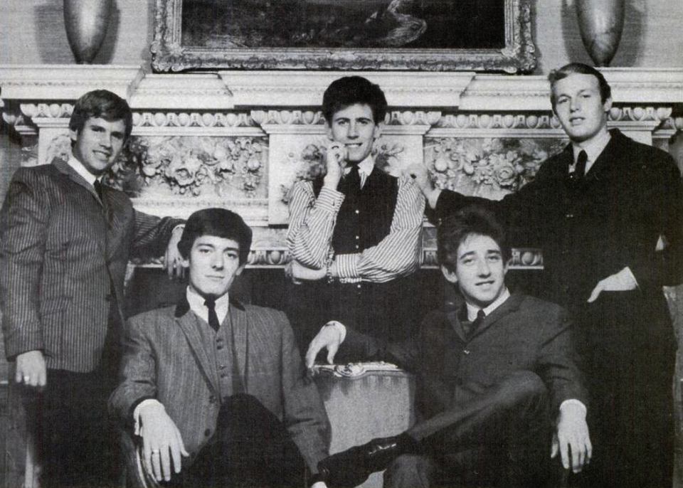 Trade ad for The Hollies's single "I'm Alive" (from left to right: Eric Haydock, Allan Clarke, Graham Nash, Tony Hicks and Bobby Elliott).